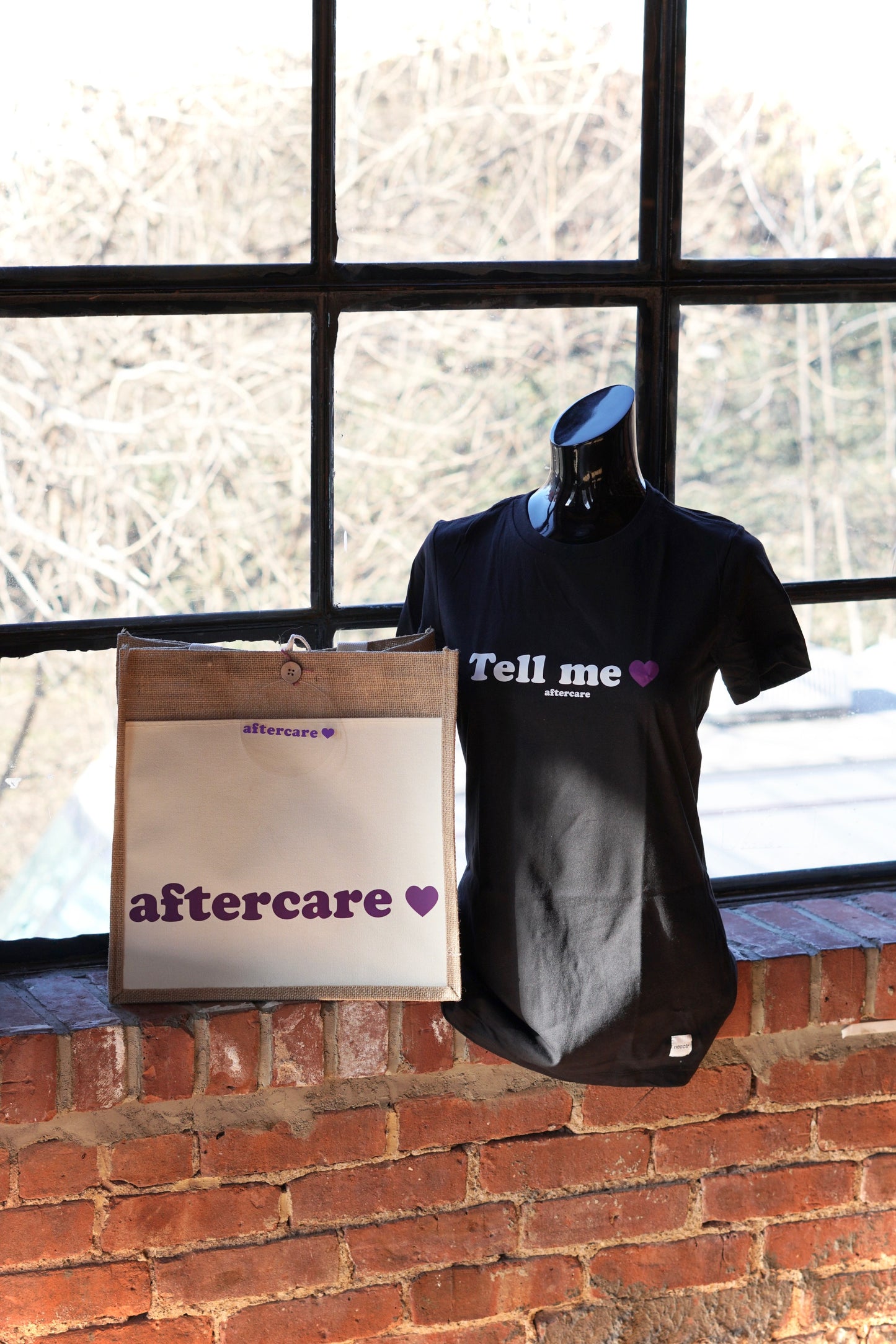 "Tell me" - affirmations women's slim fit tee